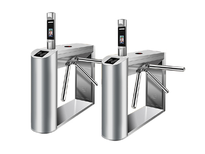 <p style="margin-top: 0px; margin-bottom: 0px; white-space: normal; box-sizing: border-box; transition: none 0.4s linear 0s; padding: 0px; border: 0px; outline: 0px; font-family: "Microsoft Yahei", "Helvetica Neue", Helvetica, Arial, sans-serif; line-height: inherit; color: rgb(41, 41, 41); vertical-align: baseline; background-color: rgb(255, 255, 255);"><strong style="font-family: inherit; box-sizing: border-box; transition: none 0.4s linear 0s; margin: 0px; padding: 0px; border: 0px; outline: 0px; font-size: 18px; line-height: inherit; color: rgb(112, 48, 160); vertical-align: baseline;"></strong></p><p style="box-sizing: border-box; margin-top: 0px; margin-bottom: 0px; padding: 0px; white-space: normal; transition: none 0.4s linear 0s; border: 0px; outline: 0px; font-family: "Microsoft Yahei", "Helvetica Neue", Helvetica, Arial, sans-serif; line-height: inherit; color: rgb(41, 41, 41); vertical-align: baseline; background-color: rgb(255, 255, 255);"><strong style="box-sizing: border-box; transition: none 0.4s linear 0s; margin: 0px; padding: 0px; border: 0px; outline: 0px; font-family: inherit; font-size: 18px; line-height: inherit; color: rgb(112, 48, 160); vertical-align: baseline;">200米深海級人臉識別——更精密更防水</strong></p><p style="box-sizing: border-box; margin-top: 0px; margin-bottom: 0px; padding: 0px; white-space: normal; transition: none 0.4s linear 0s; border: 0px; outline: 0px; font-family: "Microsoft Yahei", "Helvetica Neue", Helvetica, Arial, sans-serif; line-height: inherit; color: rgb(41, 41, 41); vertical-align: baseline; background-color: rgb(255, 255, 255);"><span style="box-sizing: border-box; transition: none 0.4s linear 0s; margin: 0px; padding: 0px; border: 0px; outline: 0px; font-family: 微軟雅黑, Arial, 宋體; font-size: inherit; line-height: inherit; color: inherit; vertical-align: baseline; text-indent: 28px;"><span style="box-sizing: border-box; transition: none 0.4s linear 0s; margin: 0px; padding: 0px; border: 0px; outline: 0px; font-family: Verdana, Arial, Tahoma; font-size: inherit; line-height: inherit; color: inherit; vertical-align: baseline; letter-spacing: 5px;">?</span>&nbsp;</span>200米深海防水測試，采用高精密防水設(shè)計，可進行水下<a href="http://m.jiaoyinwu.cn/product/?keywords=%E4%BA%BA%E8%84%B8%E8%AF%86%E5%88%AB" target="_self" title="人臉識別閘機" textvalue="人臉識別" style="box-sizing: border-box; color: rgb(41, 41, 41); text-decoration-line: none; -webkit-tap-highlight-color: transparent; outline: 0px; transition: none 0.4s linear 0s; background-color: transparent; margin: 0px; padding: 0px; border: 0px; font-family: inherit; font-size: inherit; line-height: inherit; vertical-align: baseline;">人臉識別</a>。</p><p style="box-sizing: border-box; margin-top: 0px; margin-bottom: 0px; padding: 0px; white-space: normal; transition: none 0.4s linear 0s; border: 0px; outline: 0px; font-family: "Microsoft Yahei", "Helvetica Neue", Helvetica, Arial, sans-serif; line-height: inherit; color: rgb(41, 41, 41); vertical-align: baseline; background-color: rgb(255, 255, 255);"><strong style="box-sizing: border-box; transition: none 0.4s linear 0s; margin: 0px; padding: 0px; border: 0px; outline: 0px; font-family: 微軟雅黑, Arial, 宋體; font-size: 14px; line-height: inherit; color: inherit; vertical-align: baseline; text-indent: 28px;"></strong><span style="box-sizing: border-box; transition: none 0.4s linear 0s; margin: 0px; padding: 0px; border: 0px; outline: 0px; font-family: Verdana, Arial, Tahoma; font-size: inherit; line-height: inherit; color: inherit; vertical-align: baseline; text-indent: 28px; letter-spacing: 5px;">?</span><span style="box-sizing: border-box; transition: none 0.4s linear 0s; margin: 0px; padding: 0px; border: 0px; outline: 0px; font-family: 微軟雅黑, Arial, 宋體; font-size: inherit; line-height: inherit; color: inherit; vertical-align: baseline; text-indent: 28px;"></span><span style="box-sizing: border-box; transition: none 0.4s linear 0s; margin: 0px; padding: 0px; border: 0px; outline: 0px; font-family: 微軟雅黑, Arial, 宋體; font-size: inherit; line-height: inherit; color: inherit; vertical-align: baseline; text-indent: 28px;">&nbsp;</span><span style="box-sizing: border-box; transition: none 0.4s linear 0s; margin: 0px; padding: 0px; border: 0px; outline: 0px; font-family: 微軟雅黑, Arial, 宋體; font-size: 14px; line-height: inherit; color: inherit; vertical-align: baseline; text-indent: 28px;"></span>基于自然步態(tài)的360度動態(tài)識別技術(shù)，無須刻意端正識別姿勢，識別范圍。</p><p style="box-sizing: border-box; margin-top: 0px; margin-bottom: 0px; padding: 0px; white-space: normal; transition: none 0.4s linear 0s; border: 0px; outline: 0px; font-family: "Microsoft Yahei", "Helvetica Neue", Helvetica, Arial, sans-serif; line-height: inherit; color: rgb(41, 41, 41); vertical-align: baseline; background-color: rgb(255, 255, 255);"><strong style="box-sizing: border-box; transition: none 0.4s linear 0s; margin: 0px; padding: 0px; border: 0px; outline: 0px; font-family: 微軟雅黑, Arial, 宋體; font-size: 14px; line-height: inherit; color: inherit; vertical-align: baseline; text-indent: 28px;"></strong><span style="box-sizing: border-box; transition: none 0.4s linear 0s; margin: 0px; padding: 0px; border: 0px; outline: 0px; font-family: Verdana, Arial, Tahoma; font-size: inherit; line-height: inherit; color: inherit; vertical-align: baseline; text-indent: 28px; letter-spacing: 5px;">?</span><span style="box-sizing: border-box; transition: none 0.4s linear 0s; margin: 0px; padding: 0px; border: 0px; outline: 0px; font-family: 微軟雅黑, Arial, 宋體; font-size: inherit; line-height: inherit; color: inherit; vertical-align: baseline; text-indent: 28px;"></span><span style="box-sizing: border-box; transition: none 0.4s linear 0s; margin: 0px; padding: 0px; border: 0px; outline: 0px; font-family: 微軟雅黑, Arial, 宋體; font-size: inherit; line-height: inherit; color: inherit; vertical-align: baseline; text-indent: 28px;">&nbsp;</span><span style="box-sizing: border-box; transition: none 0.4s linear 0s; margin: 0px; padding: 0px; border: 0px; outline: 0px; font-family: 微軟雅黑, Arial, 宋體; font-size: 14px; line-height: inherit; color: inherit; vertical-align: baseline; text-indent: 28px;"></span>采用F2.0超大光圈防假偵測工業(yè)級雙目紅外鏡頭，抗逆光不變形，物理級防假人像檢測，99.99%超人眼識別精度，識別更準(zhǔn)！</p><p style="box-sizing: border-box; margin-top: 0px; margin-bottom: 0px; padding: 0px; white-space: normal; transition: none 0.4s linear 0s; border: 0px; outline: 0px; font-family: "Microsoft Yahei", "Helvetica Neue", Helvetica, Arial, sans-serif; line-height: inherit; color: rgb(41, 41, 41); vertical-align: baseline; background-color: rgb(255, 255, 255);"><strong style="box-sizing: border-box; transition: none 0.4s linear 0s; margin: 0px; padding: 0px; border: 0px; outline: 0px; font-family: 微軟雅黑, Arial, 宋體; font-size: 14px; line-height: inherit; color: inherit; vertical-align: baseline; text-indent: 28px;"></strong><span style="box-sizing: border-box; transition: none 0.4s linear 0s; margin: 0px; padding: 0px; border: 0px; outline: 0px; font-family: Verdana, Arial, Tahoma; font-size: inherit; line-height: inherit; color: inherit; vertical-align: baseline; text-indent: 28px; letter-spacing: 5px;">?</span><span style="box-sizing: border-box; transition: none 0.4s linear 0s; margin: 0px; padding: 0px; border: 0px; outline: 0px; font-family: 微軟雅黑, Arial, 宋體; font-size: inherit; line-height: inherit; color: inherit; vertical-align: baseline; text-indent: 28px;"></span><span style="box-sizing: border-box; transition: none 0.4s linear 0s; margin: 0px; padding: 0px; border: 0px; outline: 0px; font-family: 微軟雅黑, Arial, 宋體; font-size: inherit; line-height: inherit; color: inherit; vertical-align: baseline; text-indent: 28px;">&nbsp;</span><span style="box-sizing: border-box; transition: none 0.4s linear 0s; margin: 0px; padding: 0px; border: 0px; outline: 0px; font-family: 微軟雅黑, Arial, 宋體; font-size: 14px; line-height: inherit; color: inherit; vertical-align: baseline; text-indent: 28px;"></span>0.1秒與10萬人臉庫的對決，10萬人臉庫，僅需0.1s識別，快比想象中更快！</p><p style="box-sizing: border-box; margin-top: 0px; margin-bottom: 0px; padding: 0px; white-space: normal; transition: none 0.4s linear 0s; border: 0px; outline: 0px; font-family: "Microsoft Yahei", "Helvetica Neue", Helvetica, Arial, sans-serif; line-height: inherit; color: rgb(41, 41, 41); vertical-align: baseline; background-color: rgb(255, 255, 255);"><br style="box-sizing: border-box; transition: none 0.4s linear 0s;"/></p><p style="box-sizing: border-box; margin-top: 0px; margin-bottom: 0px; padding: 0px; white-space: normal; transition: none 0.4s linear 0s; border: 0px; outline: 0px; font-family: "Microsoft Yahei", "Helvetica Neue", Helvetica, Arial, sans-serif; line-height: inherit; color: rgb(41, 41, 41); vertical-align: baseline; background-color: rgb(255, 255, 255);"><strong style="box-sizing: border-box; transition: none 0.4s linear 0s; margin: 0px; padding: 0px; border: 0px; outline: 0px; font-family: inherit; font-size: 18px; line-height: inherit; color: rgb(112, 48, 160); vertical-align: baseline;">180攝氏度跨度高低溫——不畏極寒極熱</strong></p><p style="box-sizing: border-box; margin-top: 0px; margin-bottom: 0px; padding: 0px; white-space: normal; transition: none 0.4s linear 0s; border: 0px; outline: 0px; font-family: "Microsoft Yahei", "Helvetica Neue", Helvetica, Arial, sans-serif; line-height: inherit; color: rgb(41, 41, 41); vertical-align: baseline; background-color: rgb(255, 255, 255);"><span style="box-sizing: border-box; transition: none 0.4s linear 0s; margin: 0px; padding: 0px; border: 0px; outline: 0px; font-family: Verdana, Arial, Tahoma; font-size: inherit; line-height: inherit; color: inherit; vertical-align: baseline; text-indent: 28px; letter-spacing: 5px;">?</span><span style="box-sizing: border-box; transition: none 0.4s linear 0s; margin: 0px; padding: 0px; border: 0px; outline: 0px; font-family: 微軟雅黑, Arial, 宋體; font-size: inherit; line-height: inherit; color: inherit; vertical-align: baseline; text-indent: 28px;"></span><span style="box-sizing: border-box; transition: none 0.4s linear 0s; margin: 0px; padding: 0px; border: 0px; outline: 0px; font-family: 微軟雅黑, Arial, 宋體; font-size: inherit; line-height: inherit; color: inherit; vertical-align: baseline; text-indent: 28px;">&nbsp;人臉識別閘機</span>設(shè)備經(jīng)過隔熱與防凍設(shè)計，能在嚴(yán)寒與烈日下正常運行！</p><p style="box-sizing: border-box; margin-top: 0px; margin-bottom: 0px; padding: 0px; white-space: normal; transition: none 0.4s linear 0s; border: 0px; outline: 0px; font-family: "Microsoft Yahei", "Helvetica Neue", Helvetica, Arial, sans-serif; line-height: inherit; color: rgb(41, 41, 41); vertical-align: baseline; background-color: rgb(255, 255, 255);"><span style="box-sizing: border-box; transition: none 0.4s linear 0s; margin: 0px; padding: 0px; border: 0px; outline: 0px; font-family: Verdana, Arial, Tahoma; font-size: inherit; line-height: inherit; color: inherit; vertical-align: baseline; text-indent: 28px; letter-spacing: 5px;">?</span><span style="box-sizing: border-box; transition: none 0.4s linear 0s; margin: 0px; padding: 0px; border: 0px; outline: 0px; font-family: 微軟雅黑, Arial, 宋體; font-size: inherit; line-height: inherit; color: inherit; vertical-align: baseline; text-indent: 28px;"></span><span style="box-sizing: border-box; transition: none 0.4s linear 0s; margin: 0px; padding: 0px; border: 0px; outline: 0px; font-family: 微軟雅黑, Arial, 宋體; font-size: inherit; line-height: inherit; color: inherit; vertical-align: baseline; text-indent: 28px;">&nbsp;</span>支持IP67防護及IK08抗暴防護等級，更耐用，更持久，更安全！</p><p style="margin-top: 0px; margin-bottom: 0px; white-space: normal; box-sizing: border-box; transition: none 0.4s linear 0s; padding: 0px; border: 0px; outline: 0px; font-family: "Microsoft Yahei", "Helvetica Neue", Helvetica, Arial, sans-serif; line-height: inherit; color: rgb(41, 41, 41); vertical-align: baseline; background-color: rgb(255, 255, 255);"><span style="box-sizing: border-box; transition: none 0.4s linear 0s; margin: 0px; padding: 0px; border: 0px; outline: 0px; font-family: 微軟雅黑, "Microsoft YaHei"; font-size: 18px; line-height: inherit; color: rgb(112, 48, 160); vertical-align: baseline;"><strong style="box-sizing: border-box; transition: none 0.4s linear 0s; margin: 0px; padding: 0px; border: 0px; outline: 0px; font-family: inherit; font-size: inherit; line-height: inherit; color: inherit; vertical-align: baseline;"><br/></strong></span></p><p style="margin-top: 0px; margin-bottom: 0px; white-space: normal; box-sizing: border-box; transition: none 0.4s linear 0s; padding: 0px; border: 0px; outline: 0px; font-family: "Microsoft Yahei", "Helvetica Neue", Helvetica, Arial, sans-serif; line-height: inherit; color: rgb(41, 41, 41); vertical-align: baseline; background-color: rgb(255, 255, 255);"><span style="box-sizing: border-box; transition: none 0.4s linear 0s; margin: 0px; padding: 0px; border: 0px; outline: 0px; font-family: 微軟雅黑, "Microsoft YaHei"; font-size: 18px; line-height: inherit; color: rgb(112, 48, 160); vertical-align: baseline;"><strong style="box-sizing: border-box; transition: none 0.4s linear 0s; margin: 0px; padding: 0px; border: 0px; outline: 0px; font-family: inherit; font-size: inherit; line-height: inherit; color: inherit; vertical-align: baseline;">遠(yuǎn)距精準(zhǔn)測溫——更準(zhǔn)! 更快! 更安全!</strong></span></p><p style="margin-top: 0px; margin-bottom: 0px; white-space: normal; box-sizing: border-box; transition: none 0.4s linear 0s; padding: 0px; border: 0px; outline: 0px; font-family: "Microsoft Yahei", "Helvetica Neue", Helvetica, Arial, sans-serif; line-height: inherit; color: rgb(41, 41, 41); vertical-align: baseline; background-color: rgb(255, 255, 255);"><span style="box-sizing: border-box; transition: none 0.4s linear 0s; margin: 0px; padding: 0px; border: 0px; outline: 0px; font-family: 微軟雅黑, "Microsoft YaHei"; font-size: inherit; line-height: inherit; color: inherit; vertical-align: baseline; text-indent: 28px;"><span style="box-sizing: border-box; transition: none 0.4s linear 0s; margin: 0px; padding: 0px; border: 0px; outline: 0px; font-family: inherit; font-size: inherit; line-height: inherit; color: inherit; vertical-align: baseline; letter-spacing: 5px;">?</span>&nbsp;進口醫(yī)療紅外測溫模塊，200cm超遠(yuǎn)距離測溫，減少排隊，杜絕傳染。</span></p><p style="margin-top: 0px; margin-bottom: 0px; white-space: normal; box-sizing: border-box; transition: none 0.4s linear 0s; padding: 0px; border: 0px; outline: 0px; font-family: "Microsoft Yahei", "Helvetica Neue", Helvetica, Arial, sans-serif; line-height: inherit; color: rgb(41, 41, 41); vertical-align: baseline; background-color: rgb(255, 255, 255);"><span style="box-sizing: border-box; transition: none 0.4s linear 0s; margin: 0px; padding: 0px; border: 0px; outline: 0px; font-family: 微軟雅黑, "Microsoft YaHei"; font-size: inherit; line-height: inherit; color: inherit; vertical-align: baseline;"><span style="box-sizing: border-box; transition: none 0.4s linear 0s; margin: 0px; padding: 0px; border: 0px; outline: 0px; font-family: inherit; font-size: inherit; line-height: inherit; color: inherit; vertical-align: baseline; text-indent: 28px; letter-spacing: 5px;">?</span><span style="box-sizing: border-box; transition: none 0.4s linear 0s; margin: 0px; padding: 0px; border: 0px; outline: 0px; font-family: inherit; font-size: inherit; line-height: inherit; color: inherit; vertical-align: baseline; text-indent: 28px;">&nbsp;0.07℃高靈敏度，測溫更精準(zhǔn)。0.1s超快探測頻率，測溫更快！</span></span></p><p style="margin-top: 0px; margin-bottom: 0px; white-space: normal; box-sizing: border-box; transition: none 0.4s linear 0s; padding: 0px; border: 0px; outline: 0px; font-family: "Microsoft Yahei", "Helvetica Neue", Helvetica, Arial, sans-serif; line-height: inherit; vertical-align: baseline; background-color: rgb(255, 255, 255);"><br/></p><p style="margin-top: 0px; margin-bottom: 0px; white-space: normal; box-sizing: border-box; transition: none 0.4s linear 0s; padding: 0px; border: 0px; outline: 0px; font-family: "Microsoft Yahei", "Helvetica Neue", Helvetica, Arial, sans-serif; line-height: inherit; vertical-align: baseline; background-color: rgb(255, 255, 255);"><span style="color: rgb(112, 48, 160);"><span style="font-size: 18px;"><strong>人證認(rèn)證——身份頂替無處遁形</strong></span></span></p><p style="margin-top: 0px; margin-bottom: 0px; white-space: normal; box-sizing: border-box; transition: none 0.4s linear 0s; padding: 0px; border: 0px; outline: 0px; font-family: "Microsoft Yahei", "Helvetica Neue", Helvetica, Arial, sans-serif; line-height: inherit; vertical-align: baseline; background-color: rgb(255, 255, 255);"><span style="color: rgb(112, 48, 160);"><span style="font-size: 18px;"></span></span></p><p style="margin-top: 0px; margin-bottom: 0px; white-space: normal; box-sizing: border-box; transition: none 0.4s linear 0s; padding: 0px; border: 0px; outline: 0px; font-family: "Microsoft Yahei", "Helvetica Neue", Helvetica, Arial, sans-serif; line-height: inherit; color: rgb(41, 41, 41); vertical-align: baseline; background-color: rgb(255, 255, 255);"><span style="box-sizing: border-box; transition: none 0.4s linear 0s; margin: 0px; padding: 0px; border: 0px; outline: 0px; font-family: 微軟雅黑, Arial, 宋體; line-height: inherit; color: inherit; vertical-align: baseline; text-indent: 28px;"><span style="box-sizing: border-box; transition: none 0.4s linear 0s; margin: 0px; padding: 0px; border: 0px; outline: 0px; font-family: Verdana, Arial, Tahoma; font-size: inherit; line-height: inherit; color: inherit; vertical-align: baseline; letter-spacing: 5px;">?</span>&nbsp;支持身份證人臉現(xiàn)場比對，讓身份證冒用者原形畢露</span>。</p><p style="margin-top: 0px; margin-bottom: 0px; white-space: normal; box-sizing: border-box; transition: none 0.4s linear 0s; padding: 0px; border: 0px; outline: 0px; font-family: "Microsoft Yahei", "Helvetica Neue", Helvetica, Arial, sans-serif; line-height: inherit; color: rgb(41, 41, 41); vertical-align: baseline; background-color: rgb(255, 255, 255);"><span style="color: inherit; font-size: inherit; text-indent: 28px; box-sizing: border-box; transition: none 0.4s linear 0s; margin: 0px; padding: 0px; border: 0px; outline: 0px; font-family: Verdana, Arial, Tahoma; line-height: inherit; vertical-align: baseline; letter-spacing: 5px;">?</span><span style="font-family: 微軟雅黑, Arial, 宋體; text-indent: 28px;">&nbsp;<span style="font-family: "Microsoft Yahei", "Helvetica Neue", Helvetica, Arial, sans-serif;">采用</span><span style="font-family: "Microsoft Yahei", "Helvetica Neue", Helvetica, Arial, sans-serif;">TuringAI廣</span><span style="font-family: "Microsoft Yahei", "Helvetica Neue", Helvetica, Arial, sans-serif;">域跨時人臉比對技術(shù)</span><span style="font-family: "Microsoft Yahei", "Helvetica Neue", Helvetica, Arial, sans-serif;">，可對早期身份證中的照片進行人像比對，精準(zhǔn)度高出同業(yè)水平23.7%。</span></span></p><p style="margin-top: 0px; margin-bottom: 0px; white-space: normal; box-sizing: border-box; transition: none 0.4s linear 0s; padding: 0px; border: 0px; outline: 0px; font-family: "Microsoft Yahei", "Helvetica Neue", Helvetica, Arial, sans-serif; line-height: inherit; color: rgb(41, 41, 41); vertical-align: baseline; background-color: rgb(255, 255, 255);"><span style="font-family: 微軟雅黑, Arial, 宋體; text-indent: 28px;"><span style="font-family: "Microsoft Yahei", "Helvetica Neue", Helvetica, Arial, sans-serif;"><span style="color: inherit; font-size: inherit; box-sizing: border-box; transition: none 0.4s linear 0s; margin: 0px; padding: 0px; border: 0px; outline: 0px; font-family: Verdana, Arial, Tahoma; line-height: inherit; vertical-align: baseline; letter-spacing: 5px;">?</span><span style="font-family: 微軟雅黑, Arial, 宋體;">&nbsp;支持公安部過檢全部二代身份證閱讀機具或模塊。</span></span></span></p><p style="margin-top: 0px; margin-bottom: 0px; white-space: normal; box-sizing: border-box; transition: none 0.4s linear 0s; padding: 0px; border: 0px; outline: 0px; font-family: "Microsoft Yahei", "Helvetica Neue", Helvetica, Arial, sans-serif; line-height: inherit; color: rgb(41, 41, 41); vertical-align: baseline; background-color: rgb(255, 255, 255);"><span style="font-family: 微軟雅黑, Arial, 宋體; text-indent: 28px;"><br/></span></p><p style="margin-top: 0px; margin-bottom: 0px; white-space: normal; box-sizing: border-box; transition: none 0.4s linear 0s; padding: 0px; border: 0px; outline: 0px; font-family: "Microsoft Yahei", "Helvetica Neue", Helvetica, Arial, sans-serif; line-height: inherit; color: rgb(41, 41, 41); vertical-align: baseline; background-color: rgb(255, 255, 255);"><span style="font-family: 微軟雅黑, Arial, 宋體; text-indent: 28px;"><span style="font-family: "Microsoft Yahei", "Helvetica Neue", Helvetica, Arial, sans-serif;"><span style="font-family: 微軟雅黑, Arial, 宋體;"></span></span></span></p><p style="margin-top: 0px; margin-bottom: 0px; white-space: normal; box-sizing: border-box; transition: none 0.4s linear 0s; padding: 0px; border: 0px; outline: 0px; font-family: "Microsoft Yahei", "Helvetica Neue", Helvetica, Arial, sans-serif; line-height: inherit; vertical-align: baseline; background-color: rgb(255, 255, 255);"><span style="color: rgb(112, 48, 160);"><span style="font-size: 18px;"><strong>更廣泛的生物特征識別技術(shù)支持</strong></span></span></p><p style="margin-top: 0px; margin-bottom: 0px; white-space: normal; box-sizing: border-box; transition: none 0.4s linear 0s; padding: 0px; border: 0px; outline: 0px; font-family: "Microsoft Yahei", "Helvetica Neue", Helvetica, Arial, sans-serif; line-height: inherit; vertical-align: baseline; background-color: rgb(255, 255, 255);"><span style="color: rgb(112, 48, 160);"><span style="font-size: 18px;"></span></span></p><p style="margin-top: 0px; margin-bottom: 0px; white-space: normal; box-sizing: border-box; transition: none 0.4s linear 0s; padding: 0px; border: 0px; outline: 0px; line-height: inherit; color: rgb(41, 41, 41); vertical-align: baseline; background-color: rgb(255, 255, 255);"><span style="font-family: 微軟雅黑, Arial, 宋體; box-sizing: border-box; transition: none 0.4s linear 0s; margin: 0px; padding: 0px; border: 0px; outline: 0px; line-height: inherit; color: inherit; vertical-align: baseline; text-indent: 28px;"><span style="box-sizing: border-box; transition: none 0.4s linear 0s; margin: 0px; padding: 0px; border: 0px; outline: 0px; font-family: Verdana, Arial, Tahoma; font-size: inherit; line-height: inherit; color: inherit; vertical-align: baseline; letter-spacing: 5px;">?</span>&nbsp;指紋識別滿足國家《GA 1012-2012 居民身份證指紋采集和比對技術(shù)規(guī)范》</span><span style="box-sizing: border-box; transition: none 0.4s linear 0s; margin: 0px; padding: 0px; border: 0px; outline: 0px; line-height: inherit; color: inherit; vertical-align: baseline; text-indent: 28px;"><span style="font-family: "Microsoft Yahei", "Helvetica Neue", Helvetica, Arial, sans-serif;">；</span></span><span style="font-family: 微軟雅黑, Arial, 宋體; text-indent: 28px;">誤識率低于百萬分之一，識別準(zhǔn)確</span><span style="font-family: "Microsoft Yahei", "Helvetica Neue", Helvetica, Arial, sans-serif; text-indent: 28px;">。</span></p><p style="margin-top: 0px; margin-bottom: 0px; white-space: normal; box-sizing: border-box; transition: none 0.4s linear 0s; padding: 0px; border: 0px; outline: 0px; font-family: "Microsoft Yahei", "Helvetica Neue", Helvetica, Arial, sans-serif; line-height: inherit; color: rgb(41, 41, 41); vertical-align: baseline; background-color: rgb(255, 255, 255);"><span style="font-family: 微軟雅黑, Arial, 宋體; text-indent: 28px;"><span style="font-family: "Microsoft Yahei", "Helvetica Neue", Helvetica, Arial, sans-serif;"><span style="color: inherit; font-size: inherit; box-sizing: border-box; transition: none 0.4s linear 0s; margin: 0px; padding: 0px; border: 0px; outline: 0px; font-family: Verdana, Arial, Tahoma; line-height: inherit; vertical-align: baseline; letter-spacing: 5px;">?</span><span style="font-family: 微軟雅黑, Arial, 宋體;">&nbsp;直接刷第二代居民身份證比對指紋，無需再次采集指紋，使用更簡單。</span></span></span></p><p style="margin-top: 0px; margin-bottom: 0px; white-space: normal; box-sizing: border-box; transition: none 0.4s linear 0s; padding: 0px; border: 0px; outline: 0px; font-family: "Microsoft Yahei", "Helvetica Neue", Helvetica, Arial, sans-serif; line-height: inherit; color: rgb(41, 41, 41); vertical-align: baseline; background-color: rgb(255, 255, 255);"><span style="font-family: 微軟雅黑, Arial, 宋體; text-indent: 28px;"><span style="color: inherit; font-size: inherit; box-sizing: border-box; transition: none 0.4s linear 0s; margin: 0px; padding: 0px; border: 0px; outline: 0px; font-family: Verdana, Arial, Tahoma; line-height: inherit; vertical-align: baseline; letter-spacing: 5px;">?</span>&nbsp;IP67等級防護，防水、防塵，支持500萬次磨損，使用更持久。</span></p><p style="margin-top: 0px; margin-bottom: 0px; white-space: normal; box-sizing: border-box; transition: none 0.4s linear 0s; padding: 0px; border: 0px; outline: 0px; font-family: "Microsoft Yahei", "Helvetica Neue", Helvetica, Arial, sans-serif; line-height: inherit; color: rgb(41, 41, 41); vertical-align: baseline; background-color: rgb(255, 255, 255);"><br style="box-sizing: border-box; transition: none 0.4s linear 0s;"/></p><p style="margin-top: 0px; margin-bottom: 0px; white-space: normal; box-sizing: border-box; transition: none 0.4s linear 0s; padding: 0px; border: 0px; outline: 0px; font-family: "Microsoft Yahei", "Helvetica Neue", Helvetica, Arial, sans-serif; line-height: inherit; color: rgb(41, 41, 41); vertical-align: baseline; background-color: rgb(255, 255, 255);"><strong style="box-sizing: border-box; transition: none 0.4s linear 0s; margin: 0px; padding: 0px; border: 0px; outline: 0px; font-family: inherit; font-size: 18px; line-height: inherit; color: rgb(112, 48, 160); vertical-align: baseline;">智慧門閘控制——比智能還智能</strong></p><p style="margin-top: 0px; margin-bottom: 0px; white-space: normal; box-sizing: border-box; transition: none 0.4s linear 0s; padding: 0px; border: 0px; outline: 0px; font-family: "Microsoft Yahei", "Helvetica Neue", Helvetica, Arial, sans-serif; line-height: inherit; color: rgb(41, 41, 41); vertical-align: baseline; background-color: rgb(255, 255, 255);"><span style="color: rgb(112, 48, 160);">智能轉(zhuǎn)閘技術(shù)：</span>通過多方位、遠(yuǎn)距離感知、行為數(shù)據(jù)分析等對用戶通行狀態(tài)進行動態(tài)監(jiān)測及預(yù)判，進行轉(zhuǎn)閘動作。</p><p style="margin-top: 0px; margin-bottom: 0px; white-space: normal; box-sizing: border-box; transition: none 0.4s linear 0s; padding: 0px; border: 0px; outline: 0px; font-family: "Microsoft Yahei", "Helvetica Neue", Helvetica, Arial, sans-serif; line-height: inherit; color: rgb(41, 41, 41); vertical-align: baseline; background-color: rgb(255, 255, 255);"><span style="color: rgb(112, 48, 160);">智能防夾探測技術(shù)：</span>采用阻尼智能感知防夾技術(shù)、超高頻紅外防夾探測技術(shù)、電感防夾技術(shù)多維度防夾檢測，更安全更靈敏。</p><p style="margin-top: 0px; margin-bottom: 0px; white-space: normal; box-sizing: border-box; transition: none 0.4s linear 0s; padding: 0px; border: 0px; outline: 0px; font-family: "Microsoft Yahei", "Helvetica Neue", Helvetica, Arial, sans-serif; line-height: inherit; color: rgb(41, 41, 41); vertical-align: baseline; background-color: rgb(255, 255, 255);"><span style="color: rgb(112, 48, 160);">智能防撞技術(shù)：</span>采用撞擊預(yù)判技術(shù)，通過超高頻率紅外進行行為人動作探測，進行撞擊動作預(yù)測，智能做出降低撞擊損壞的相關(guān)指令避險，并結(jié)合路可路美柔性防撞緩沖設(shè)計，降低或規(guī)避撞擊損傷。</p><p style="margin-top: 0px; margin-bottom: 0px; white-space: normal; box-sizing: border-box; transition: none 0.4s linear 0s; padding: 0px; border: 0px; outline: 0px; font-family: "Microsoft Yahei", "Helvetica Neue", Helvetica, Arial, sans-serif; line-height: inherit; color: rgb(41, 41, 41); vertical-align: baseline; background-color: rgb(255, 255, 255);"><span style="color: rgb(112, 48, 160);">防暴力闖閘技術(shù)：</span>采用360度探測技術(shù)，不被準(zhǔn)許的闖閘行為將被拒絕，更敏捷，更智能。</p><p style="margin-top: 0px; margin-bottom: 0px; white-space: normal; box-sizing: border-box; transition: none 0.4s linear 0s; padding: 0px; border: 0px; outline: 0px; font-family: "Microsoft Yahei", "Helvetica Neue", Helvetica, Arial, sans-serif; line-height: inherit; color: rgb(41, 41, 41); vertical-align: baseline; background-color: rgb(255, 255, 255);"><span style="color: rgb(112, 48, 160);">故障自我診斷：</span>每次人臉識別閘機啟動將進行自我運行診斷，并對存在的潛在故障或已存在的故障進行預(yù)警及報警。</p><p style="margin-top: 0px; margin-bottom: 0px; white-space: normal; box-sizing: border-box; transition: none 0.4s linear 0s; padding: 0px; border: 0px; outline: 0px; font-family: "Microsoft Yahei", "Helvetica Neue", Helvetica, Arial, sans-serif; line-height: inherit; color: rgb(41, 41, 41); vertical-align: baseline; background-color: rgb(255, 255, 255);"><span style="color: rgb(112, 48, 160);">消防響應(yīng)：</span>采用瞬電控制技術(shù)，設(shè)備在斷電后人臉識別閘機閘門將自動釋放，達(dá)到消防響應(yīng)級；適用于緊急逃生與斷電情況。</p><p style="margin-top: 0px; margin-bottom: 0px; white-space: normal; box-sizing: border-box; transition: none 0.4s linear 0s; padding: 0px; border: 0px; outline: 0px; font-family: "Microsoft Yahei", "Helvetica Neue", Helvetica, Arial, sans-serif; line-height: inherit; color: rgb(41, 41, 41); vertical-align: baseline; background-color: rgb(255, 255, 255);"><span style="color: rgb(112, 48, 160);">智能防尾隨技術(shù)：</span>能夠檢測通行者是否有尾隨并采取相應(yīng)開關(guān)閘動作。</p><p style="margin-top: 0px; margin-bottom: 0px; white-space: normal; box-sizing: border-box; transition: none 0.4s linear 0s; padding: 0px; border: 0px; outline: 0px; font-family: "Microsoft Yahei", "Helvetica Neue", Helvetica, Arial, sans-serif; line-height: inherit; color: rgb(41, 41, 41); vertical-align: baseline; background-color: rgb(255, 255, 255);"><span style="color: rgb(112, 48, 160);">防反向通行技術(shù)：</span>能夠設(shè)置通行方向，可有效防止逆向通行。</p><p style="margin-top: 0px; margin-bottom: 0px; white-space: normal; box-sizing: border-box; transition: none 0.4s linear 0s; padding: 0px; border: 0px; outline: 0px; font-family: "Microsoft Yahei", "Helvetica Neue", Helvetica, Arial, sans-serif; line-height: inherit; color: rgb(41, 41, 41); vertical-align: baseline; background-color: rgb(255, 255, 255);"><strong style="box-sizing: border-box; transition: none 0.4s linear 0s; margin: 0px; padding: 0px; border: 0px; outline: 0px; font-family: inherit; font-size: 18px; line-height: inherit; color: rgb(112, 48, 160); vertical-align: baseline;"><br style="box-sizing: border-box; transition: none 0.4s linear 0s;"/></strong></p><p style="margin-top: 0px; margin-bottom: 0px; white-space: normal; box-sizing: border-box; transition: none 0.4s linear 0s; padding: 0px; border: 0px; outline: 0px; font-family: "Microsoft Yahei", "Helvetica Neue", Helvetica, Arial, sans-serif; line-height: inherit; color: rgb(41, 41, 41); vertical-align: baseline; background-color: rgb(255, 255, 255);"><strong style="box-sizing: border-box; transition: none 0.4s linear 0s; margin: 0px; padding: 0px; border: 0px; outline: 0px; font-family: inherit; font-size: 18px; line-height: inherit; color: rgb(112, 48, 160); vertical-align: baseline;">門閘防夾控制——比傳統(tǒng)多兩種輔助，更靈敏！更安全！</strong></p><p style="margin-top: 0px; margin-bottom: 0px; white-space: normal; box-sizing: border-box; transition: none 0.4s linear 0s; padding: 0px; border: 0px; outline: 0px; font-family: "Microsoft Yahei", "Helvetica Neue", Helvetica, Arial, sans-serif; line-height: inherit; color: rgb(41, 41, 41); vertical-align: baseline; background-color: rgb(255, 255, 255);"><span style="color: rgb(112, 48, 160);">阻尼智能感知防夾技術(shù)：</span>采用阻尼感知技術(shù)，超靈敏檢測障礙物或沖撞物，自動釋放閘門或復(fù)位，杜絕卡夾現(xiàn)象。</p><p style="margin-top: 0px; margin-bottom: 0px; white-space: normal; box-sizing: border-box; transition: none 0.4s linear 0s; padding: 0px; border: 0px; outline: 0px; font-family: "Microsoft Yahei", "Helvetica Neue", Helvetica, Arial, sans-serif; line-height: inherit; color: rgb(41, 41, 41); vertical-align: baseline; background-color: rgb(255, 255, 255);"><span style="color: rgb(112, 48, 160);">超高頻紅外防夾技術(shù)：</span>多組超高頻率紅外探測，進行靈敏通行檢測，徹底杜絕卡夾現(xiàn)象。</p><p style="margin-top: 0px; margin-bottom: 0px; white-space: normal; box-sizing: border-box; transition: none 0.4s linear 0s; padding: 0px; border: 0px; outline: 0px; font-family: "Microsoft Yahei", "Helvetica Neue", Helvetica, Arial, sans-serif; line-height: inherit; color: rgb(41, 41, 41); vertical-align: baseline; background-color: rgb(255, 255, 255);"><span style="color: rgb(112, 48, 160);">電感防夾技術(shù)：</span>采用電感防夾技術(shù)，對設(shè)備運行電流的運行狀況進行檢測，判斷閘門是否存在卡夾現(xiàn)象，并執(zhí)行相應(yīng)防夾動作。</p><p style="margin-top: 0px; margin-bottom: 0px; white-space: normal; box-sizing: border-box; transition: none 0.4s linear 0s; padding: 0px; border: 0px; outline: 0px; font-family: "Microsoft Yahei", "Helvetica Neue", Helvetica, Arial, sans-serif; line-height: inherit; color: rgb(41, 41, 41); vertical-align: baseline; background-color: rgb(255, 255, 255);"><strong style="box-sizing: border-box; transition: none 0.4s linear 0s; margin: 0px; padding: 0px; border: 0px; outline: 0px; font-family: inherit; font-size: 18px; line-height: inherit; color: rgb(112, 48, 160); vertical-align: baseline;"><br style="box-sizing: border-box; transition: none 0.4s linear 0s;"/></strong></p><p style="margin-top: 0px; margin-bottom: 0px; white-space: normal; box-sizing: border-box; transition: none 0.4s linear 0s; padding: 0px; border: 0px; outline: 0px; font-family: "Microsoft Yahei", "Helvetica Neue", Helvetica, Arial, sans-serif; line-height: inherit; color: rgb(41, 41, 41); vertical-align: baseline; background-color: rgb(255, 255, 255);"><strong style="box-sizing: border-box; transition: none 0.4s linear 0s; margin: 0px; padding: 0px; border: 0px; outline: 0px; font-family: inherit; font-size: 18px; line-height: inherit; color: rgb(112, 48, 160); vertical-align: baseline;">軍工級品質(zhì)，兼具美學(xué)工藝設(shè)計&nbsp; &nbsp;&nbsp;</strong></p><p style="margin-top: 0px; margin-bottom: 0px; white-space: normal; box-sizing: border-box; transition: none 0.4s linear 0s; padding: 0px; border: 0px; outline: 0px; font-family: "Microsoft Yahei", "Helvetica Neue", Helvetica, Arial, sans-serif; line-height: inherit; color: rgb(41, 41, 41); vertical-align: baseline; background-color: rgb(255, 255, 255);"><span style="box-sizing: border-box; transition: none 0.4s linear 0s; margin: 0px; padding: 0px; border: 0px; outline: 0px; font-family: Verdana, Arial, Tahoma; font-size: inherit; line-height: inherit; color: inherit; vertical-align: baseline; text-indent: 28px; letter-spacing: 5px;">?</span><span style="box-sizing: border-box; transition: none 0.4s linear 0s; margin: 0px; padding: 0px; border: 0px; outline: 0px; font-family: 微軟雅黑, Arial, 宋體; font-size: inherit; line-height: inherit; color: inherit; vertical-align: baseline; text-indent: 28px;"></span><span style="box-sizing: border-box; transition: none 0.4s linear 0s; margin: 0px; padding: 0px; border: 0px; outline: 0px; font-family: 微軟雅黑, Arial, 宋體; font-size: inherit; line-height: inherit; color: inherit; vertical-align: baseline; text-indent: 28px;">&nbsp;<span style="font-family: "Microsoft Yahei", "Helvetica Neue", Helvetica, Arial, sans-serif;">采用自主研發(fā)動力及控制系統(tǒng)，穩(wěn)定運行1000萬次，無需維護，壽命更長。</span></span></p><p style="margin-top: 0px; margin-bottom: 0px; white-space: normal; box-sizing: border-box; transition: none 0.4s linear 0s; padding: 0px; border: 0px; outline: 0px; font-family: "Microsoft Yahei", "Helvetica Neue", Helvetica, Arial, sans-serif; line-height: inherit; color: rgb(41, 41, 41); vertical-align: baseline; background-color: rgb(255, 255, 255);"><span style="box-sizing: border-box; transition: none 0.4s linear 0s; margin: 0px; padding: 0px; border: 0px; outline: 0px; font-family: Verdana, Arial, Tahoma; font-size: inherit; line-height: inherit; color: inherit; vertical-align: baseline; text-indent: 28px; letter-spacing: 5px;">?</span><span style="box-sizing: border-box; transition: none 0.4s linear 0s; margin: 0px; padding: 0px; border: 0px; outline: 0px; font-family: 微軟雅黑, Arial, 宋體; font-size: inherit; line-height: inherit; color: inherit; vertical-align: baseline; text-indent: 28px;"></span><span style="box-sizing: border-box; transition: none 0.4s linear 0s; margin: 0px; padding: 0px; border: 0px; outline: 0px; font-family: 微軟雅黑, Arial, 宋體; font-size: inherit; line-height: inherit; color: inherit; vertical-align: baseline; text-indent: 28px;">&nbsp;</span>主體采用透明加強鋼化玻璃，結(jié)合時尚設(shè)計元素，雅致而厚重，流線型設(shè)計，外觀更動人。箱體框架采用進口不銹鋼，防腐耐用。</p><p style="margin-top: 0px; margin-bottom: 0px; white-space: normal; box-sizing: border-box; transition: none 0.4s linear 0s; padding: 0px; border: 0px; outline: 0px; font-family: "Microsoft Yahei", "Helvetica Neue", Helvetica, Arial, sans-serif; line-height: inherit; color: rgb(41, 41, 41); vertical-align: baseline; background-color: rgb(255, 255, 255);"><span style="box-sizing: border-box; transition: none 0.4s linear 0s; margin: 0px; padding: 0px; border: 0px; outline: 0px; font-family: Verdana, Arial, Tahoma; font-size: inherit; line-height: inherit; color: inherit; vertical-align: baseline; text-indent: 28px; letter-spacing: 5px;">?</span><span style="box-sizing: border-box; transition: none 0.4s linear 0s; margin: 0px; padding: 0px; border: 0px; outline: 0px; font-family: 微軟雅黑, Arial, 宋體; font-size: inherit; line-height: inherit; color: inherit; vertical-align: baseline; text-indent: 28px;"></span><span style="box-sizing: border-box; transition: none 0.4s linear 0s; margin: 0px; padding: 0px; border: 0px; outline: 0px; font-family: 微軟雅黑, Arial, 宋體; font-size: inherit; line-height: inherit; color: inherit; vertical-align: baseline; text-indent: 28px;">&nbsp;</span>結(jié)構(gòu)上采用防積水排水導(dǎo)流模式設(shè)計，更防水！</p><p style="margin-top: 0px; margin-bottom: 0px; white-space: normal; box-sizing: border-box; transition: none 0.4s linear 0s; padding: 0px; border: 0px; outline: 0px; font-family: "Microsoft Yahei", "Helvetica Neue", Helvetica, Arial, sans-serif; line-height: inherit; color: rgb(41, 41, 41); vertical-align: baseline; background-color: rgb(255, 255, 255);"><span style="box-sizing: border-box; transition: none 0.4s linear 0s; margin: 0px; padding: 0px; border: 0px; outline: 0px; font-family: Verdana, Arial, Tahoma; font-size: inherit; line-height: inherit; color: inherit; vertical-align: baseline; text-indent: 28px; letter-spacing: 5px;">?</span><span style="box-sizing: border-box; transition: none 0.4s linear 0s; margin: 0px; padding: 0px; border: 0px; outline: 0px; font-family: 微軟雅黑, Arial, 宋體; font-size: inherit; line-height: inherit; color: inherit; vertical-align: baseline; text-indent: 28px;"></span><span style="box-sizing: border-box; transition: none 0.4s linear 0s; margin: 0px; padding: 0px; border: 0px; outline: 0px; font-family: 微軟雅黑, Arial, 宋體; font-size: inherit; line-height: inherit; color: inherit; vertical-align: baseline; text-indent: 28px;">&nbsp;</span>全表面采用抗氧化工藝處理，色澤保持更持久，耐腐蝕性更強！</p><p style="margin-top: 0px; margin-bottom: 0px; white-space: normal; box-sizing: border-box; transition: none 0.4s linear 0s; padding: 0px; border: 0px; outline: 0px; font-family: "Microsoft Yahei", "Helvetica Neue", Helvetica, Arial, sans-serif; line-height: inherit; color: rgb(41, 41, 41); vertical-align: baseline; background-color: rgb(255, 255, 255);"><br style="box-sizing: border-box; transition: none 0.4s linear 0s;"/></p><p style="margin-top: 0px; margin-bottom: 0px; white-space: normal; box-sizing: border-box; transition: none 0.4s linear 0s; padding: 0px; border: 0px; outline: 0px; font-family: "Microsoft Yahei", "Helvetica Neue", Helvetica, Arial, sans-serif; line-height: inherit; color: rgb(41, 41, 41); vertical-align: baseline; background-color: rgb(255, 255, 255);"><strong style="box-sizing: border-box; transition: none 0.4s linear 0s; margin: 0px; padding: 0px; border: 0px; outline: 0px; font-family: inherit; font-size: 18px; line-height: inherit; color: rgb(112, 48, 160); vertical-align: baseline;"></strong></p><p style="margin-top: 0px; margin-bottom: 0px; white-space: normal; box-sizing: border-box; transition: none 0.4s linear 0s; padding: 0px; border: 0px; outline: 0px; font-family: "Microsoft Yahei", "Helvetica Neue", Helvetica, Arial, sans-serif; line-height: inherit; color: rgb(41, 41, 41); vertical-align: baseline; background-color: rgb(255, 255, 255);"><strong style="box-sizing: border-box; transition: none 0.4s linear 0s; margin: 0px; padding: 0px; border: 0px; outline: 0px; font-family: inherit; font-size: 18px; line-height: inherit; color: rgb(112, 48, 160); vertical-align: baseline;">可拓展應(yīng)用</strong></p><p style="margin-top: 0px; margin-bottom: 0px; white-space: normal; box-sizing: border-box; transition: none 0.4s linear 0s; padding: 0px; border: 0px; outline: 0px; font-family: "Microsoft Yahei", "Helvetica Neue", Helvetica, Arial, sans-serif; line-height: inherit; color: rgb(41, 41, 41); vertical-align: baseline; background-color: rgb(255, 255, 255);"><span style="box-sizing: border-box; transition: none 0.4s linear 0s; margin: 0px; padding: 0px; border: 0px; outline: 0px; font-family: Verdana, Arial, Tahoma; font-size: inherit; line-height: inherit; color: inherit; vertical-align: baseline; text-indent: 28px; letter-spacing: 5px;">?</span><span style="box-sizing: border-box; transition: none 0.4s linear 0s; margin: 0px; padding: 0px; border: 0px; outline: 0px; font-family: 微軟雅黑, Arial, 宋體; font-size: inherit; line-height: inherit; color: inherit; vertical-align: baseline; text-indent: 28px;"></span><span style="box-sizing: border-box; transition: none 0.4s linear 0s; margin: 0px; padding: 0px; border: 0px; outline: 0px; font-family: 微軟雅黑, Arial, 宋體; font-size: inherit; line-height: inherit; color: inherit; vertical-align: baseline; text-indent: 28px;">&nbsp;</span>可配置指紋識別功能，進行將身份證中指紋數(shù)據(jù)與現(xiàn)場人員的指紋數(shù)據(jù)進行比對，實現(xiàn)指紋識別開閘。</p><p style="margin-top: 0px; margin-bottom: 0px; white-space: normal; box-sizing: border-box; transition: none 0.4s linear 0s; padding: 0px; border: 0px; outline: 0px; font-family: "Microsoft Yahei", "Helvetica Neue", Helvetica, Arial, sans-serif; line-height: inherit; color: rgb(41, 41, 41); vertical-align: baseline; background-color: rgb(255, 255, 255);"><span style="box-sizing: border-box; transition: none 0.4s linear 0s; margin: 0px; padding: 0px; border: 0px; outline: 0px; font-family: Verdana, Arial, Tahoma; font-size: inherit; line-height: inherit; color: inherit; vertical-align: baseline; text-indent: 28px; letter-spacing: 5px;">?</span><span style="box-sizing: border-box; transition: none 0.4s linear 0s; margin: 0px; padding: 0px; border: 0px; outline: 0px; font-family: 微軟雅黑, Arial, 宋體; font-size: inherit; line-height: inherit; color: inherit; vertical-align: baseline; text-indent: 28px;"></span><span style="box-sizing: border-box; transition: none 0.4s linear 0s; margin: 0px; padding: 0px; border: 0px; outline: 0px; font-family: 微軟雅黑, Arial, 宋體; font-size: inherit; line-height: inherit; color: inherit; vertical-align: baseline; text-indent: 28px;">&nbsp;</span>可配置二維碼掃描功能，可讀取車票或者其他票證中的條碼或二維碼，進行條碼識別開閘或二維碼掃描識別開閘。</p><p style="margin-top: 0px; margin-bottom: 0px; white-space: normal; box-sizing: border-box; transition: none 0.4s linear 0s; padding: 0px; border: 0px; outline: 0px; font-family: "Microsoft Yahei", "Helvetica Neue", Helvetica, Arial, sans-serif; line-height: inherit; color: rgb(41, 41, 41); vertical-align: baseline; background-color: rgb(255, 255, 255);"><span style="box-sizing: border-box; transition: none 0.4s linear 0s; margin: 0px; padding: 0px; border: 0px; outline: 0px; font-family: Verdana, Arial, Tahoma; font-size: inherit; line-height: inherit; color: inherit; vertical-align: baseline; text-indent: 28px; letter-spacing: 5px;">?</span><span style="box-sizing: border-box; transition: none 0.4s linear 0s; margin: 0px; padding: 0px; border: 0px; outline: 0px; font-family: 微軟雅黑, Arial, 宋體; font-size: inherit; line-height: inherit; color: inherit; vertical-align: baseline; text-indent: 28px;"></span><span style="box-sizing: border-box; transition: none 0.4s linear 0s; margin: 0px; padding: 0px; border: 0px; outline: 0px; font-family: 微軟雅黑, Arial, 宋體; font-size: inherit; line-height: inherit; color: inherit; vertical-align: baseline; text-indent: 28px;">&nbsp;</span>可配置IC/ID卡刷卡功能，進行刷卡開閘。</p><p style="margin-top: 0px; margin-bottom: 0px; white-space: normal; box-sizing: border-box; transition: none 0.4s linear 0s; padding: 0px; border: 0px; outline: 0px; font-family: "Microsoft Yahei", "Helvetica Neue", Helvetica, Arial, sans-serif; line-height: inherit; color: rgb(41, 41, 41); vertical-align: baseline; background-color: rgb(255, 255, 255);"><span style="box-sizing: border-box; transition: none 0.4s linear 0s; margin: 0px; padding: 0px; border: 0px; outline: 0px; font-family: Verdana, Arial, Tahoma; font-size: inherit; line-height: inherit; color: inherit; vertical-align: baseline; text-indent: 28px; letter-spacing: 5px;">?</span><span style="box-sizing: border-box; transition: none 0.4s linear 0s; margin: 0px; padding: 0px; border: 0px; outline: 0px; font-family: 微軟雅黑, Arial, 宋體; font-size: inherit; line-height: inherit; color: inherit; vertical-align: baseline; text-indent: 28px;"></span><span style="box-sizing: border-box; transition: none 0.4s linear 0s; margin: 0px; padding: 0px; border: 0px; outline: 0px; font-family: 微軟雅黑, Arial, 宋體; font-size: inherit; line-height: inherit; color: inherit; vertical-align: baseline; text-indent: 28px;">&nbsp;</span>可配置護照識別功能，實現(xiàn)護照數(shù)據(jù)與現(xiàn)場人員進行身份比對，實現(xiàn)人證驗證開閘。</p><p style="margin-top: 0px; margin-bottom: 0px; white-space: normal; box-sizing: border-box; transition: none 0.4s linear 0s; padding: 0px; border: 0px; outline: 0px; font-family: "Microsoft Yahei", "Helvetica Neue", Helvetica, Arial, sans-serif; line-height: inherit; color: rgb(41, 41, 41); vertical-align: baseline; background-color: rgb(255, 255, 255);"><span style="box-sizing: border-box; transition: none 0.4s linear 0s; margin: 0px; padding: 0px; border: 0px; outline: 0px; font-family: Verdana, Arial, Tahoma; font-size: inherit; line-height: inherit; color: inherit; vertical-align: baseline; text-indent: 28px; letter-spacing: 5px;">?</span><span style="box-sizing: border-box; transition: none 0.4s linear 0s; margin: 0px; padding: 0px; border: 0px; outline: 0px; font-family: 微軟雅黑, Arial, 宋體; font-size: inherit; line-height: inherit; color: inherit; vertical-align: baseline; text-indent: 28px;"></span><span style="box-sizing: border-box; transition: none 0.4s linear 0s; margin: 0px; padding: 0px; border: 0px; outline: 0px; font-family: 微軟雅黑, Arial, 宋體; font-size: inherit; line-height: inherit; color: inherit; vertical-align: baseline; text-indent: 28px;">&nbsp;</span>配置虹膜識別功能，實現(xiàn)虹膜識別開閘。</p><p style="margin-top: 0px; margin-bottom: 0px; white-space: normal; box-sizing: border-box; transition: none 0.4s linear 0s; padding: 0px; border: 0px; outline: 0px; font-family: "Microsoft Yahei", "Helvetica Neue", Helvetica, Arial, sans-serif; line-height: inherit; color: rgb(41, 41, 41); vertical-align: baseline; background-color: rgb(255, 255, 255);"><span style="box-sizing: border-box; transition: none 0.4s linear 0s; margin: 0px; padding: 0px; border: 0px; outline: 0px; font-family: Verdana, Arial, Tahoma; font-size: inherit; line-height: inherit; color: inherit; vertical-align: baseline; text-indent: 28px; letter-spacing: 5px;">?</span><span style="box-sizing: border-box; transition: none 0.4s linear 0s; margin: 0px; padding: 0px; border: 0px; outline: 0px; font-family: 微軟雅黑, Arial, 宋體; font-size: inherit; line-height: inherit; color: inherit; vertical-align: baseline; text-indent: 28px;"></span><span style="box-sizing: border-box; transition: none 0.4s linear 0s; margin: 0px; padding: 0px; border: 0px; outline: 0px; font-family: 微軟雅黑, Arial, 宋體; font-size: inherit; line-height: inherit; color: inherit; vertical-align: baseline; text-indent: 28px;">&nbsp;</span>可外接攝像機，實現(xiàn)網(wǎng)絡(luò)遠(yuǎn)程識別開閘。</p><p style="margin-top: 0px; margin-bottom: 0px; white-space: normal; box-sizing: border-box; transition: none 0.4s linear 0s; padding: 0px; border: 0px; outline: 0px; font-family: "Microsoft Yahei", "Helvetica Neue", Helvetica, Arial, sans-serif; line-height: inherit; color: rgb(41, 41, 41); vertical-align: baseline; background-color: rgb(255, 255, 255);"><span style="color: inherit; font-size: inherit; box-sizing: border-box; transition: none 0.4s linear 0s; margin: 0px; padding: 0px; border: 0px; outline: 0px; font-family: Verdana, Arial, Tahoma; line-height: inherit; vertical-align: baseline; text-indent: 28px; letter-spacing: 5px;">?</span><span style="color: inherit; font-size: inherit; box-sizing: border-box; transition: none 0.4s linear 0s; margin: 0px; padding: 0px; border: 0px; outline: 0px; font-family: 微軟雅黑, Arial, 宋體; line-height: inherit; vertical-align: baseline; text-indent: 28px;"></span><span style="color: inherit; font-size: inherit; box-sizing: border-box; transition: none 0.4s linear 0s; margin: 0px; padding: 0px; border: 0px; outline: 0px; font-family: 微軟雅黑, Arial, 宋體; line-height: inherit; vertical-align: baseline; text-indent: 28px;">&nbsp;健康碼掃碼(健康綠碼掃碼)，實現(xiàn)行人健康狀態(tài)核驗功能。</span></p><p><br/></p>