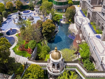 上海港浩公寓 哪家好？價(jià)格怎么樣？代理招商，生產(chǎn)廠家，價(jià)格，哪家好，多少錢，品牌，報(bào)價(jià)，廠家，哪個(gè)公司好 近日，上海港浩公寓采用路可路美人臉識別公寓通行管理系統(tǒng)，對入戶居民采用人臉識別進(jìn)行公寓進(jìn)出管控，為住戶提供安全便捷通行服務(wù)，入住用戶無需攜帶門禁卡、無需門禁密碼，僅僅刷刷臉即可安全進(jìn)入社區(qū)，實(shí)現(xiàn)便捷無感安全通行。