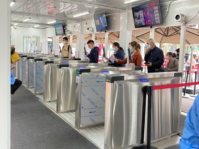 四川省人民醫(yī)院啟用天府健康碼測溫閘機，為患者提供便捷就醫(yī)服務(wù) 哪家好？價格怎么樣？代理招商，生產(chǎn)廠家，價格，哪家好，多少錢，品牌，報價，廠家，哪個公司好 