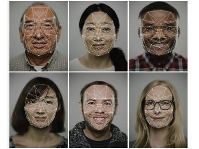 <p style="line-height: 2em;">情緒識(shí)別算法是一種人工智能技術(shù)，旨在從語音、文本、圖像等多種數(shù)據(jù)源中自動(dòng)分析和識(shí)別人類情緒。</p><p style="line-height: 2em;"><img src="/upload/images/2023/03/14/11734185649.jpg" title="路可路美情緒識(shí)別算法" alt="路可路美情緒識(shí)別算法"/></p><div class="deftitle-block">路可路美情緒識(shí)別算法組成</div><p style="line-height: 2em;"><span style="font-size: 18px;"><strong>&nbsp;數(shù)據(jù)收集和預(yù)處理&nbsp;</strong></span></p><p style="line-height: 2em;">&nbsp;&nbsp;&nbsp;&nbsp;收集語音、文本、圖像等數(shù)據(jù)，并對其進(jìn)行預(yù)處理，如去噪、標(biāo)準(zhǔn)化、分詞等。<br/></p><p style="line-height: 2em;"><span style="font-size: 18px;"><strong>&nbsp;特征提取&nbsp;</strong></span></p><p style="line-height: 2em;">&nbsp;&nbsp;&nbsp;&nbsp;從預(yù)處理后的數(shù)據(jù)中提取出與情緒相關(guān)的特征，如聲調(diào)、語速、詞匯、表情等。</p><p style="line-height: 2em;"><span style="font-size: 18px;"><strong>&nbsp;特征選擇&nbsp;</strong></span></p><p style="line-height: 2em;">&nbsp;&nbsp;&nbsp;&nbsp;選擇對情緒分類有用的特征，并去除冗余或無用的特征。</p><p><span style="font-size: 18px;"><strong>&nbsp;模型選擇和訓(xùn)練&nbsp;</strong></span></p><p style="line-height: 2em;">&nbsp;&nbsp;&nbsp;&nbsp;選擇適合情緒分類的模型，如支持向量機(jī)（SVM）、隨機(jī)森林（Random Forest）等，并使用訓(xùn)練數(shù)據(jù)對模型進(jìn)行訓(xùn)練。</p><p style="line-height: 2em;"><span style="font-size: 18px;"><strong>&nbsp;模型評估和調(diào)優(yōu)&nbsp;</strong></span></p><p style="line-height: 2em;">&nbsp;&nbsp;&nbsp;&nbsp;使用測試數(shù)據(jù)對模型進(jìn)行評估，并根據(jù)評估結(jié)果對模型進(jìn)行調(diào)優(yōu)，如調(diào)整模型參數(shù)、增加訓(xùn)練數(shù)據(jù)等。</p><p><br/></p><div class="deftitle-block">路可路美情緒識(shí)別算法關(guān)鍵技術(shù)</div><p style="line-height: 2em;"><span style="font-size: 18px;"><strong>&nbsp;語音信號(hào)處理&nbsp;</strong></span></p><p style="line-height: 2em;">&nbsp;&nbsp;&nbsp;&nbsp;對語音數(shù)據(jù)進(jìn)行去噪、語音端點(diǎn)檢測、語音分段、特征提取等預(yù)處理操作，以便進(jìn)行情緒識(shí)別。<br/></p><p style="line-height: 2em;"><span style="font-size: 18px;"><strong>&nbsp;自然語言處理（NLP）&nbsp;</strong></span></p><p style="line-height: 2em;">&nbsp;&nbsp;&nbsp;&nbsp;對文本數(shù)據(jù)進(jìn)行分詞、詞性標(biāo)注、句法分析等操作，以提取情緒相關(guān)的特征。</p><p style="line-height: 2em;"><span style="font-size: 18px;"><strong>&nbsp;計(jì)算機(jī)視覺（CV）&nbsp;</strong></span></p><p style="line-height: 2em;">&nbsp;&nbsp;&nbsp;&nbsp;對圖像數(shù)據(jù)進(jìn)行人臉檢測、表情識(shí)別等操作，以提取情緒相關(guān)的特征。</p><p style="line-height: 2em;"><span style="font-size: 18px;"><strong>機(jī)器學(xué)習(xí)算法</strong></span></p><p style="line-height: 2em;">&nbsp;&nbsp;&nbsp;&nbsp;使用各種機(jī)器學(xué)習(xí)算法對提取的情緒特征進(jìn)行分類，如支持向量機(jī)、決策樹、隨機(jī)森林等。</p><p style="line-height: 2em;"><span style="font-size: 18px;"><strong>&nbsp;深度學(xué)習(xí)算法&nbsp;</strong></span></p><p style="line-height: 2em;">&nbsp;&nbsp;&nbsp;&nbsp;使用深度學(xué)習(xí)算法，如卷積神經(jīng)網(wǎng)絡(luò)（CNN）、循環(huán)神經(jīng)網(wǎng)絡(luò)（RNN）等，對提取的情緒特征進(jìn)行分類。</p><p><br/></p>